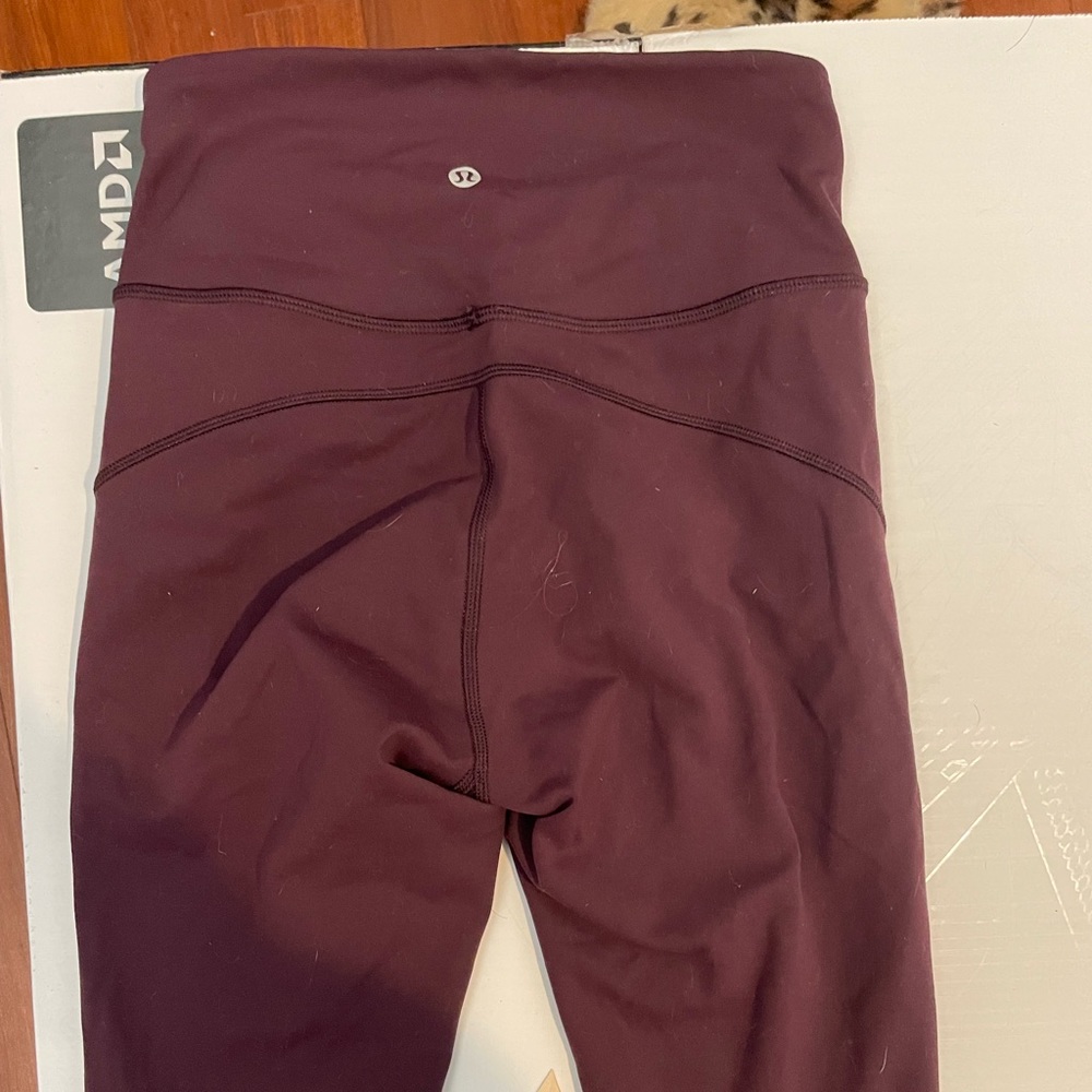 Lululemon burgundy leggings 25”